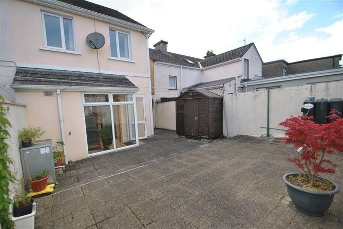 Ballyhall, Roscrea, Co.Tipperary