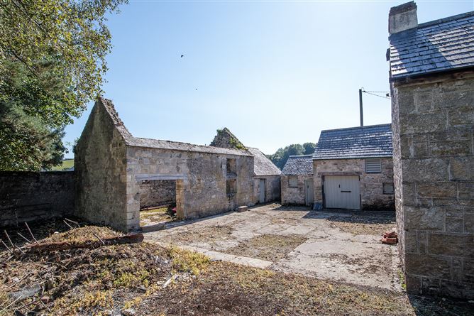Stone Farmhouse on 1 acre, The Viaduct, Borris, Carlow