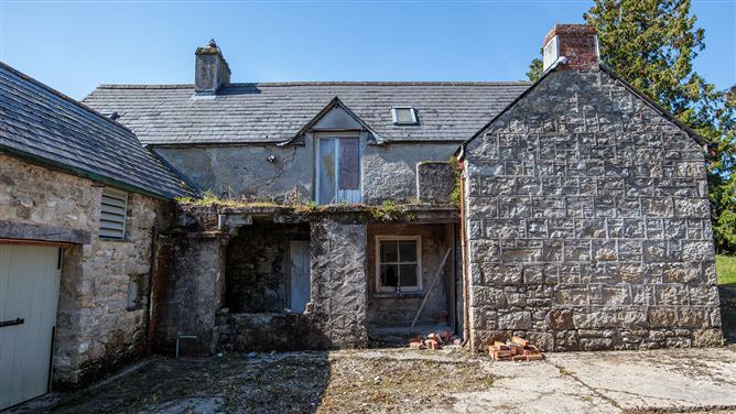 Stone Farmhouse on 1 acre, The Viaduct, Borris, Carlow
