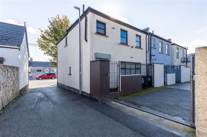 75 North Street, Swords, County Dublin