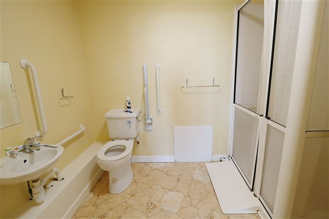 Apts 61,59,57,53,49 Gateway Student Village, Ballymun, Dublin 9