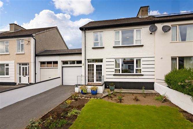 Adruna, Maugheraboy Road, Sligo
