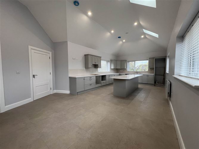 The Boreen, Ardfinnan, County Tipperary