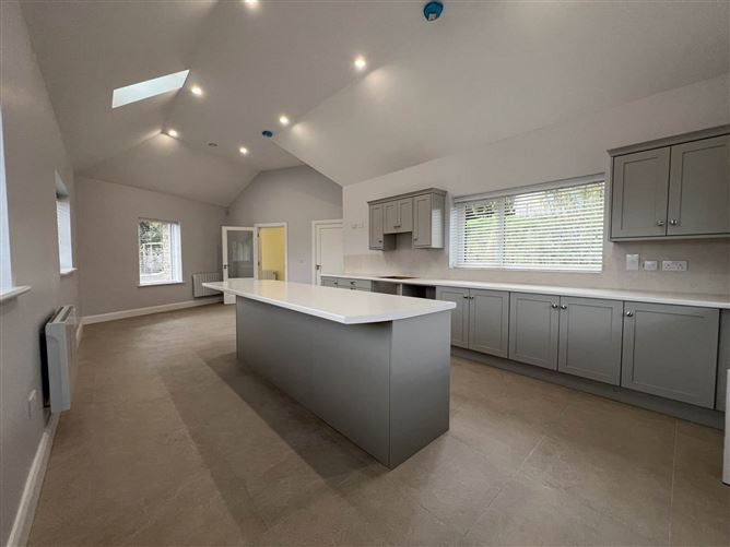 The Boreen, Ardfinnan, County Tipperary