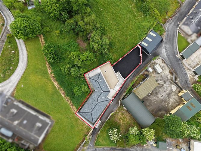 The Boreen, Ardfinnan, County Tipperary