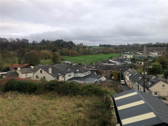 The Boreen, Ardfinnan, County Tipperary