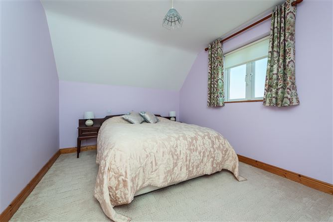 Martinstown on c. 0.41 Acre, Curragh, Kildare