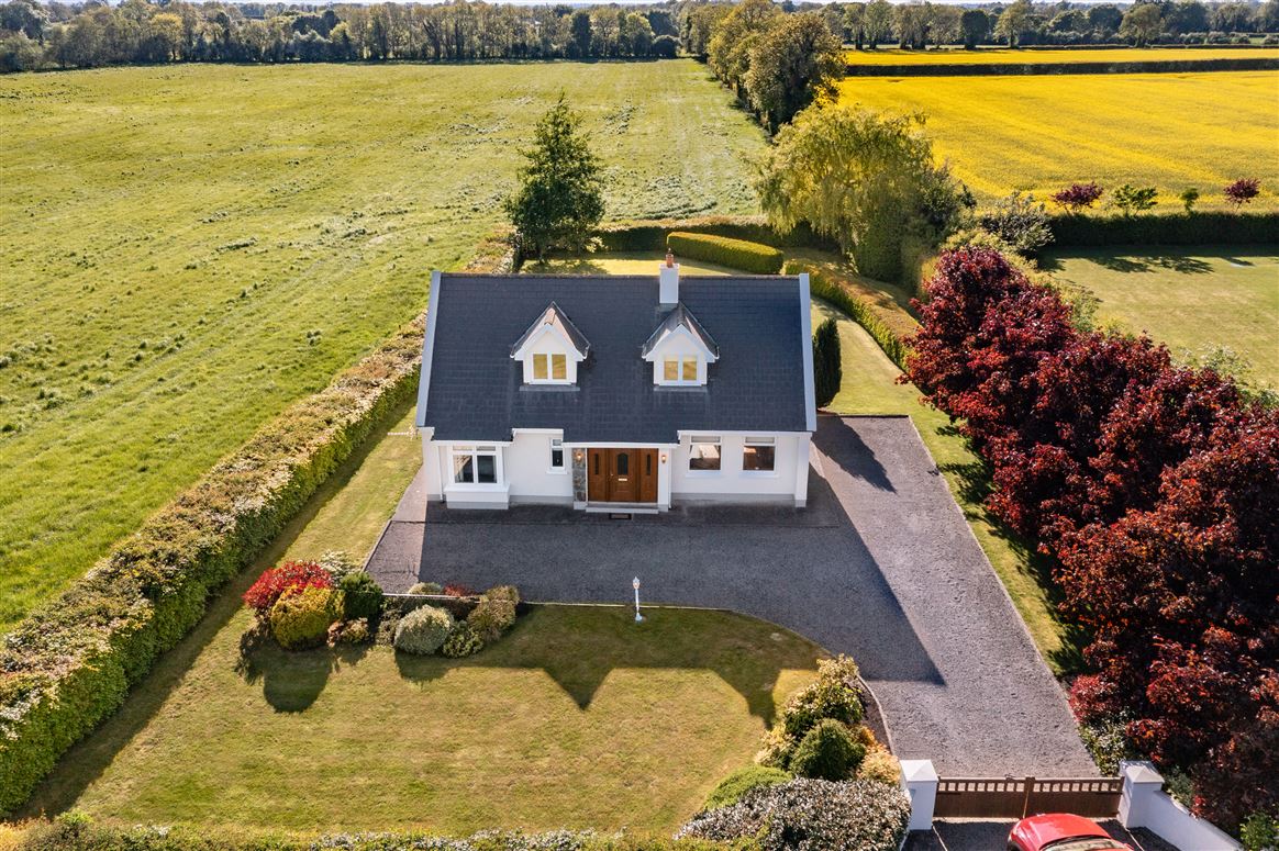 Martinstown on c. 0.41 Acre, Curragh, Kildare