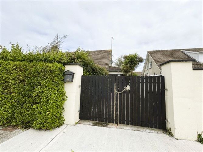 21 Roselawn, Tramore, Co. Waterford