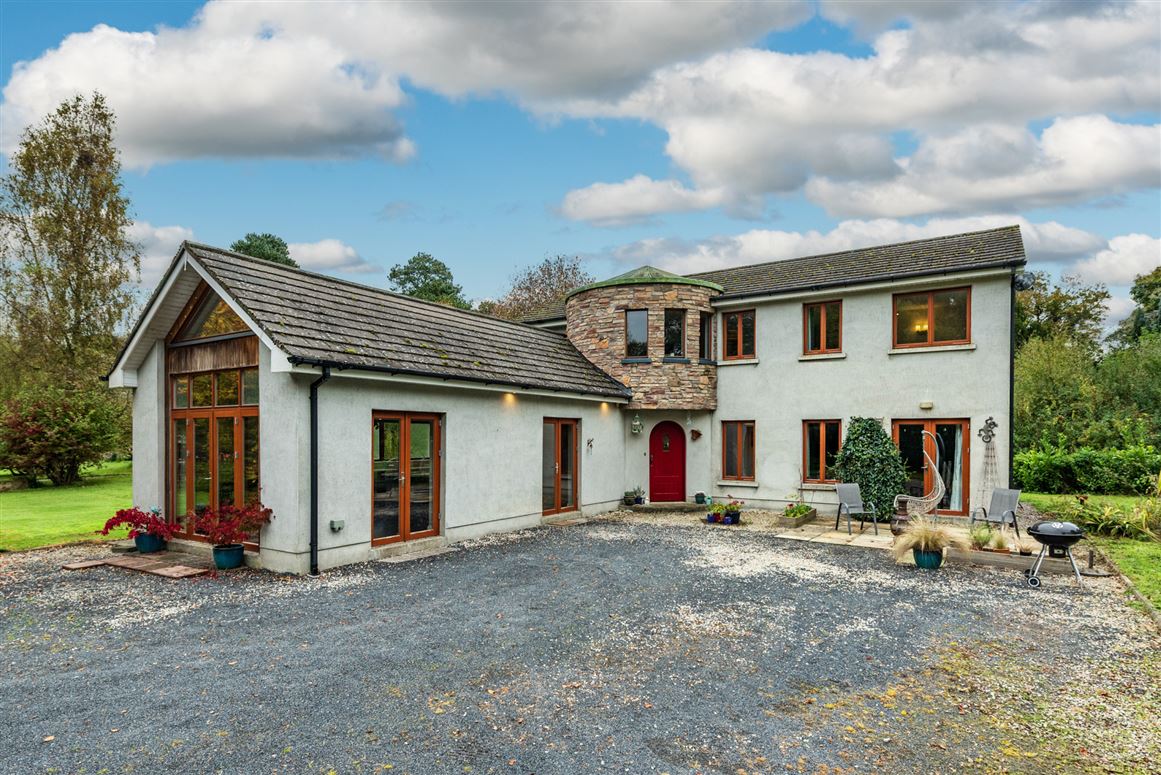 Tangwystyll, Turnings Upper, Straffan, Co. Kildare