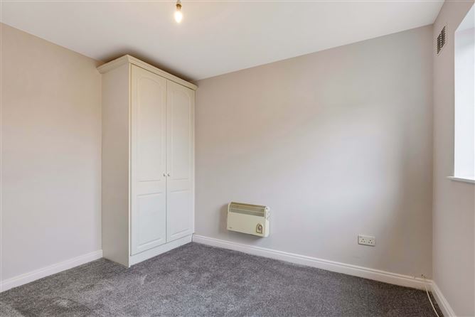 22 Johnston Court, Church Street, Cavan