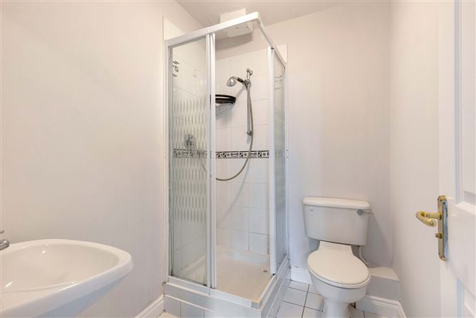 22 Johnston Court, Church Street, Cavan