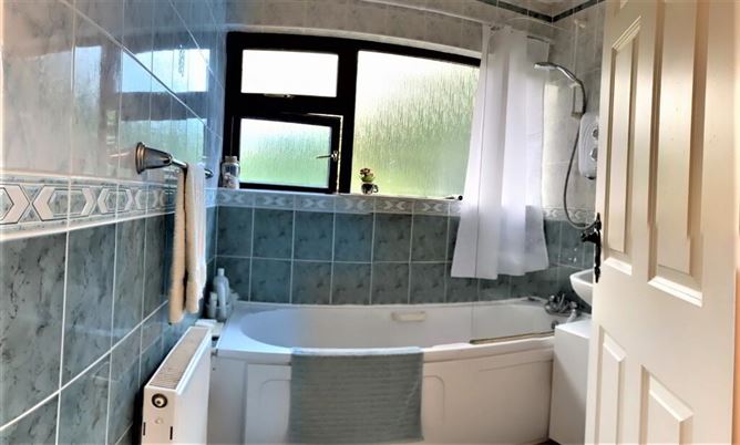 16 Parkmore Estate, Baltinglass, Wicklow