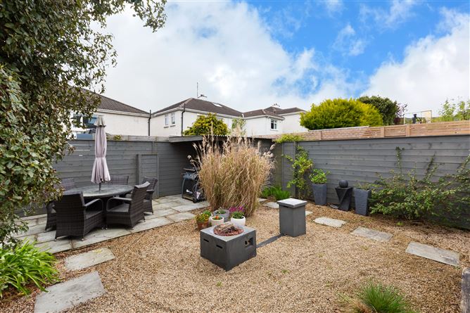 5 Kingston Lawn, Ballinteer, Dublin 16