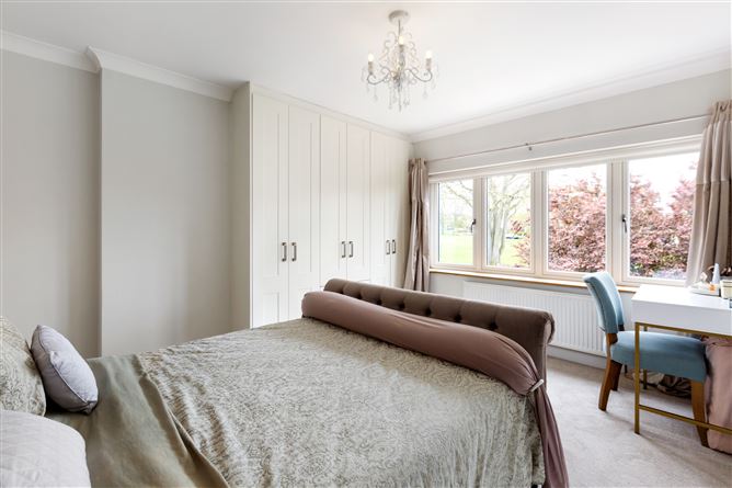 5 Kingston Lawn, Ballinteer, Dublin 16