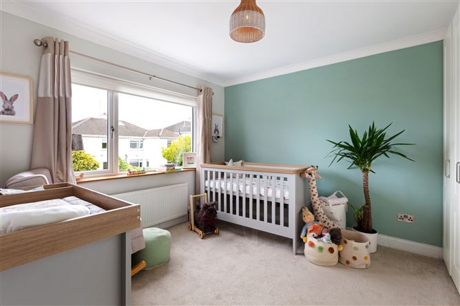 5 Kingston Lawn, Ballinteer, Dublin 16