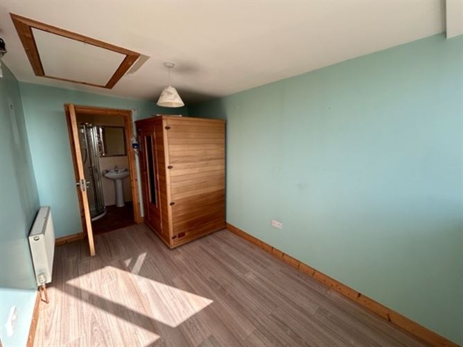 38 Elsinore Heights, Midleton, Cork