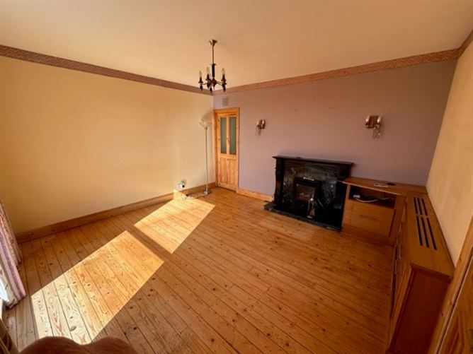 38 Elsinore Heights, Midleton, Cork