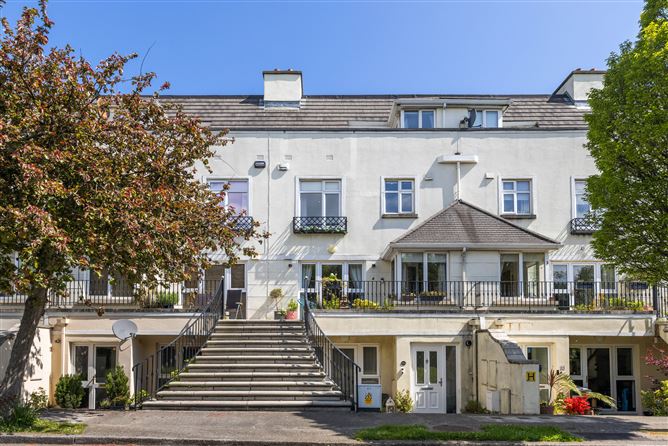 https://photos-a.propertyimages.ie/media/8/2/1/4929128/fe7f4ae1-65c1-4315-afa8-caad0fee1b1f_l.jpg