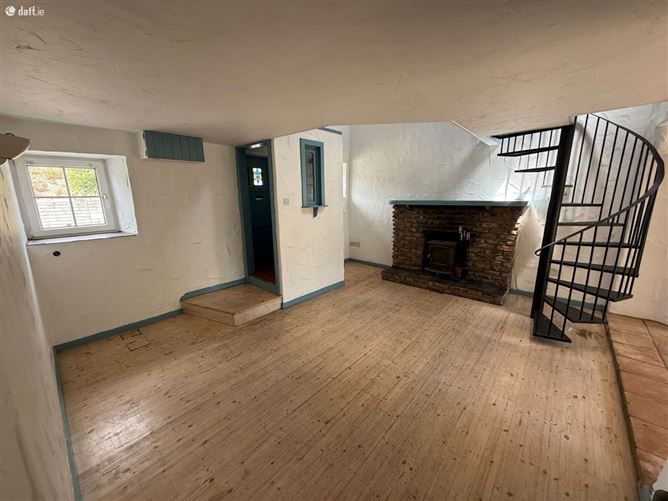 12 Barrack Street, Kinsale, Cork