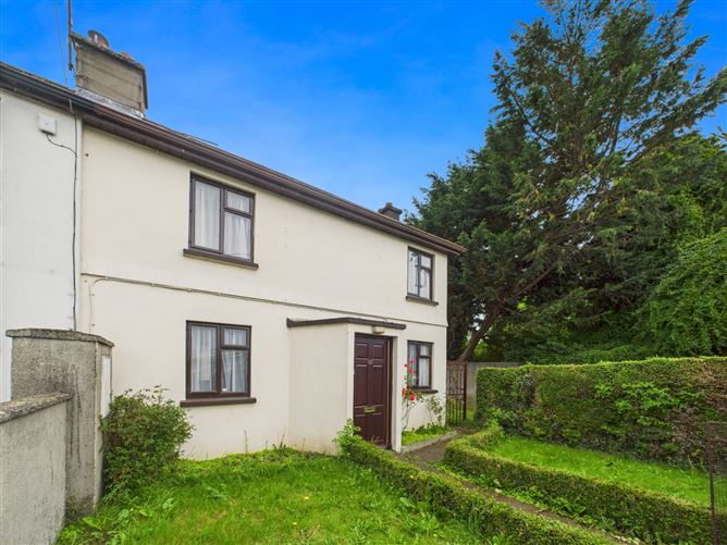 111 St. Josephs Park, Nenagh, Co. Tipperary