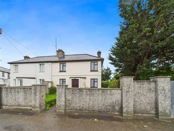 111 St. Josephs Park, Nenagh, Co. Tipperary