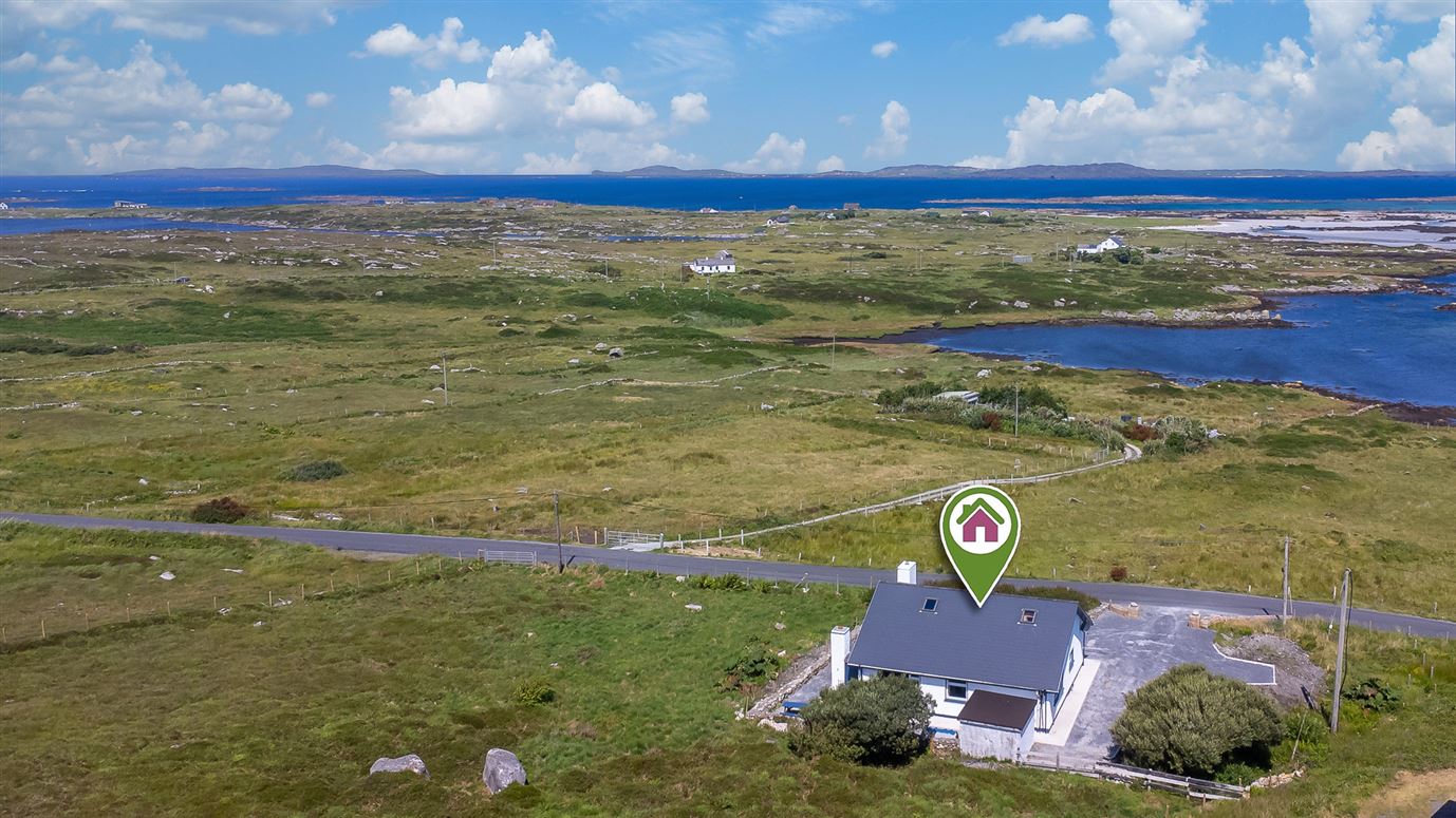 Hughs Cottage Sea Lake Views to Steal Your Heart,H71WP73, Cleggan, Galway