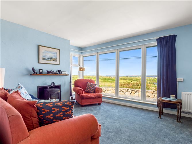 Hughs Cottage Sea Lake Views to Steal Your Heart,H71WP73, Cleggan, Galway
