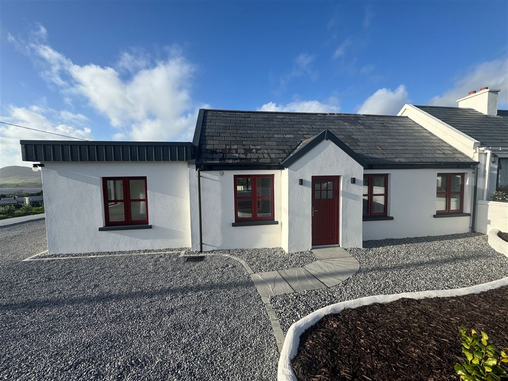 Ref 1207 - Semi Detached Cottage, Garranearagh, Caherciveen, Kerry