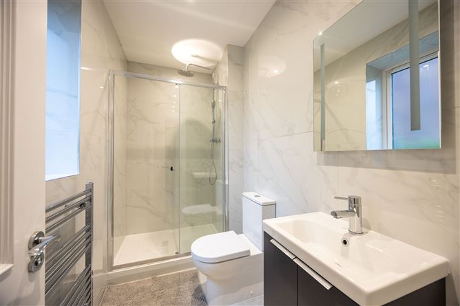 38 Ballintyre Grove, Ballinteer,   Dublin 16