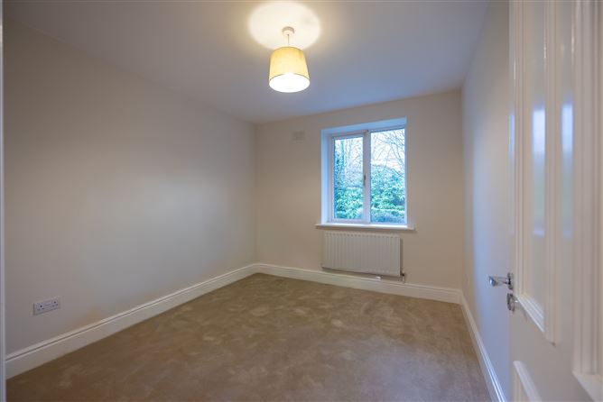 38 Ballintyre Grove, Ballinteer,   Dublin 16