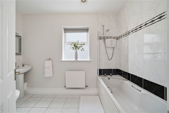 Photo 15 of 25 — 20 The Avenue, Oldbridge, Osberstown, Naas, County Kildare