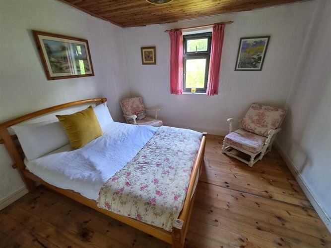 Photo 12 of 34 — Corgar Cottage, Gorvagh, Carrick-On-Shannon, Leitrim