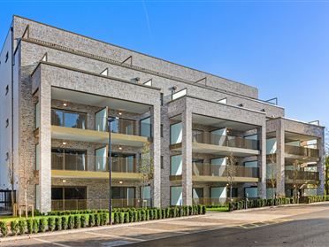 8 Woodlands Grove, Blackrock, Dublin