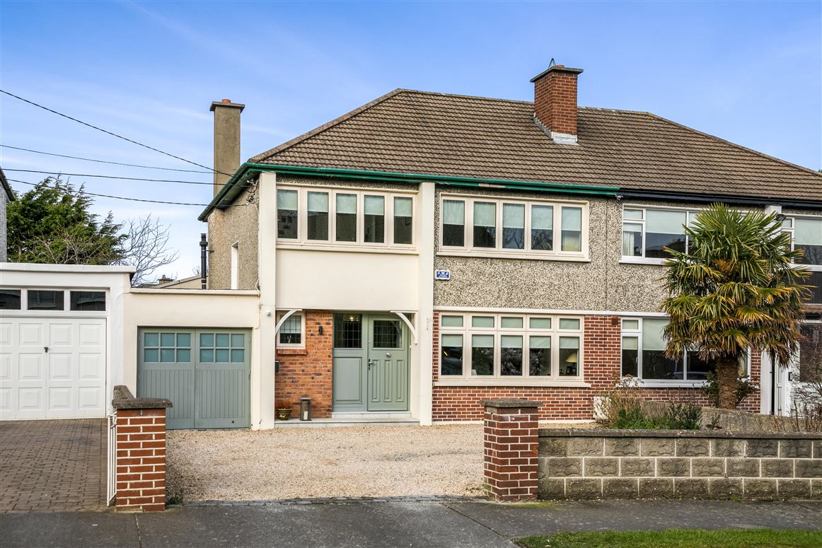 16 Fairbrook Lawn, Rathfarnham, Dublin 14