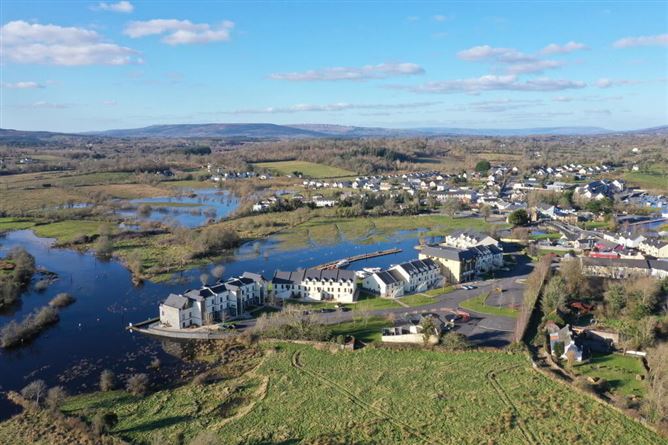 51 Leitrim Marina, Leitrim Village, Leitrim