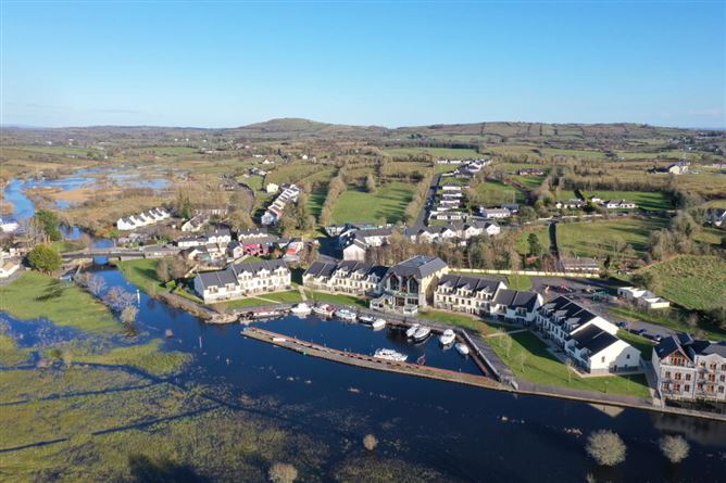 51 Leitrim Marina, Leitrim Village, Leitrim
