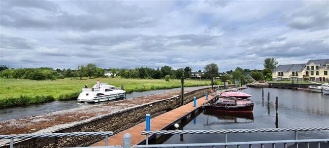 51 Leitrim Marina, Leitrim Village, Leitrim