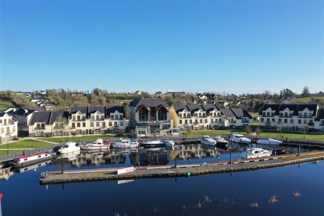 51 Leitrim Marina, Leitrim Village, Leitrim