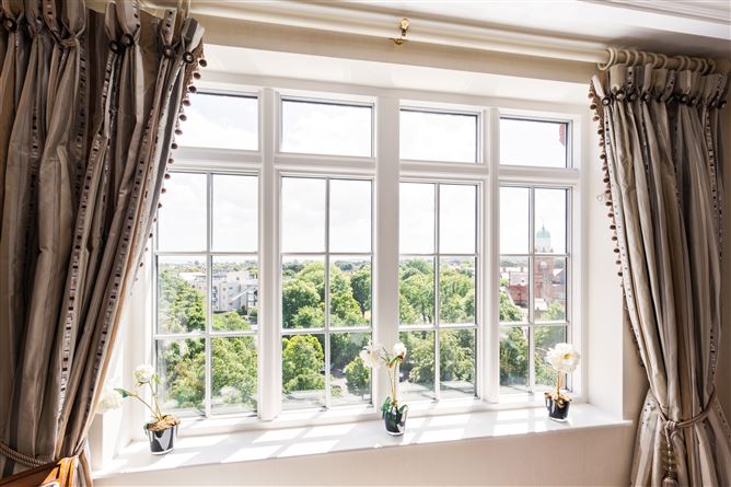 Residence 18, InterContinental Hotel, Simmonscourt Road, Ballsbridge, Dublin 4