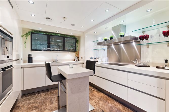 Residence 18, InterContinental Hotel, Simmonscourt Road, Ballsbridge, Dublin 4