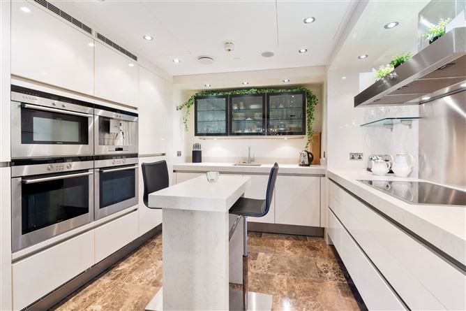Residence 18, InterContinental Hotel, Simmonscourt Road, Ballsbridge, Dublin 4