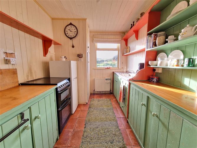 Aran View Cottage, Doonagore, Doolin, Co. Clare