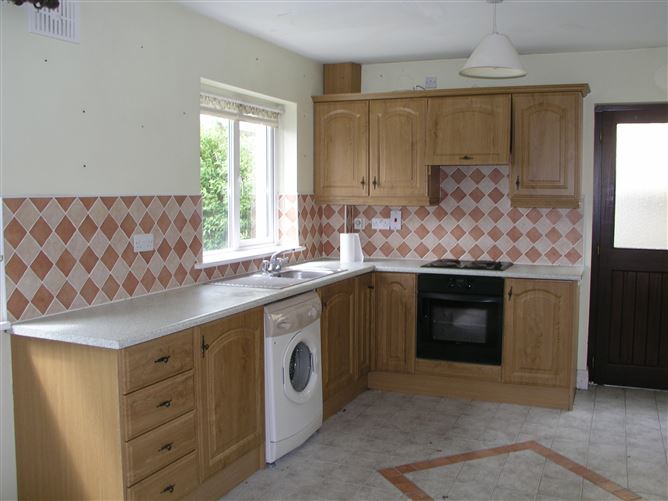 2 Mooreville Estate, Rathdowney, Laois