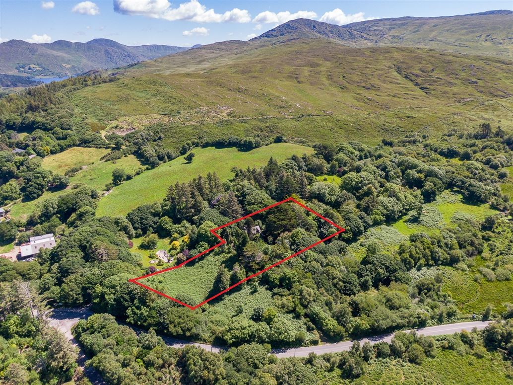 The Old School Master’s House, Derrylough, Tuosist, Kenmare, Co. Kerry The Old School Master’s House, Derrylough, Tuosist, Kenmare, Co. Kerry