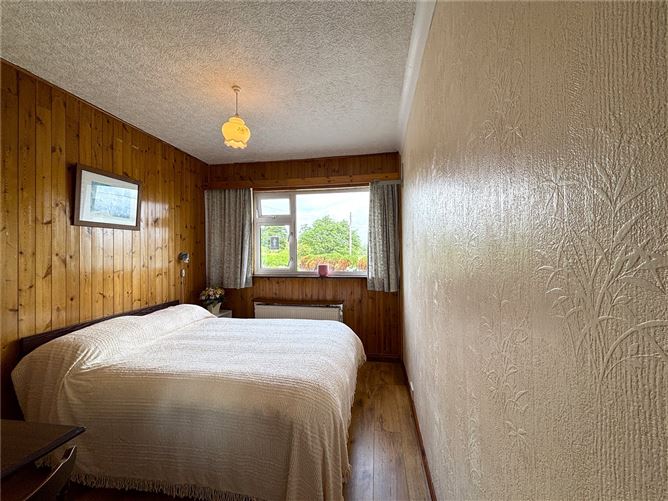 Heather Glen House, Letterdife, Roundstone, Connemara, Co. Galway