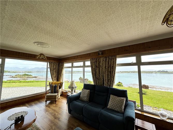 Heather Glen House, Letterdife, Roundstone, Connemara, Co. Galway