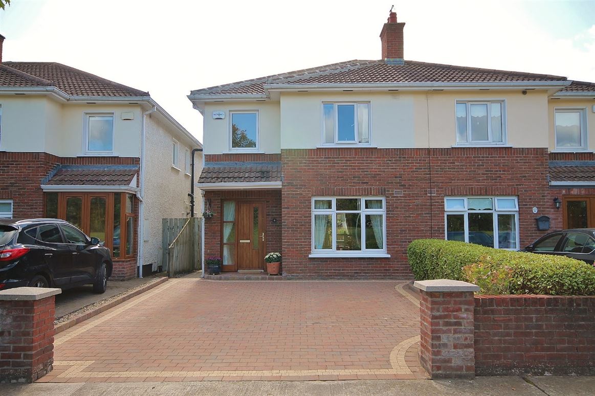 5 Woodstown Lawn, Knocklyon, D16