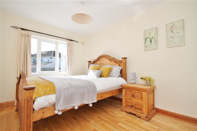 5 Woodstown Lawn, Knocklyon, D16