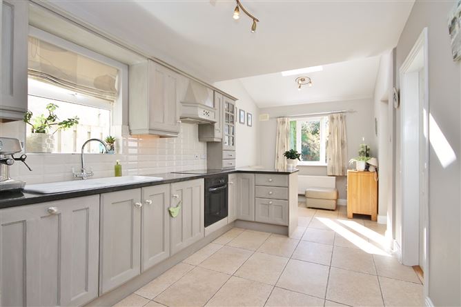 5 Woodstown Lawn, Knocklyon, D16